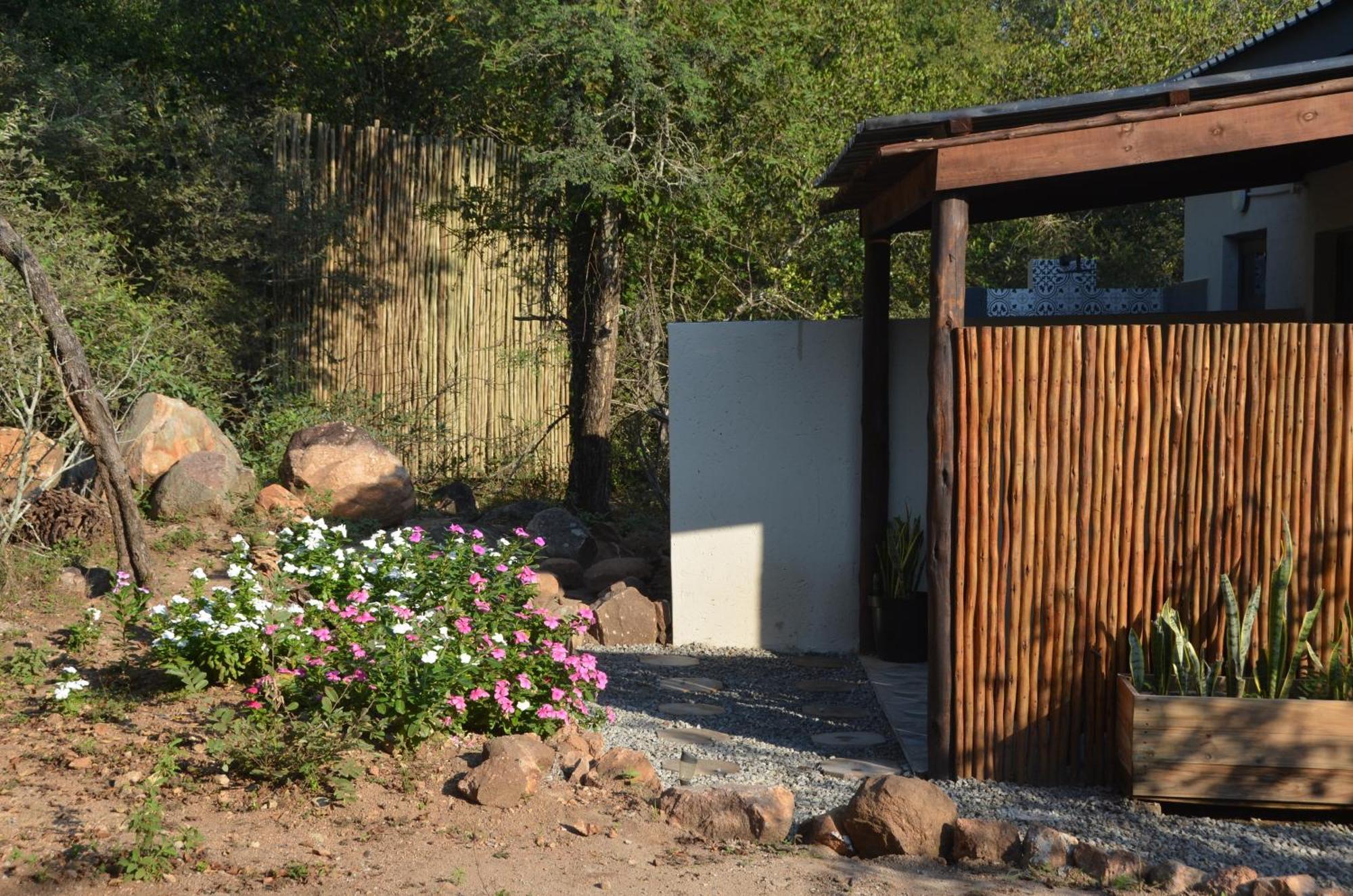 Kholiwe On Kruger Lodge & Safaris Marloth Park Extérieur photo